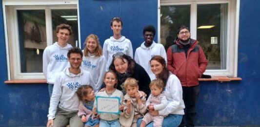 Accompagnement des familles fragilisées à Toulon avec les bénévoles du Rocher