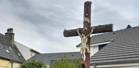 restauration du Calvaire de Juillan conduite par SOS Calvaires