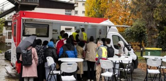 la Fondation Française de l’Ordre de Malte apporte son soutien au projet de Foodtrucks solidaires conduit par l’association Ordre de Malte France